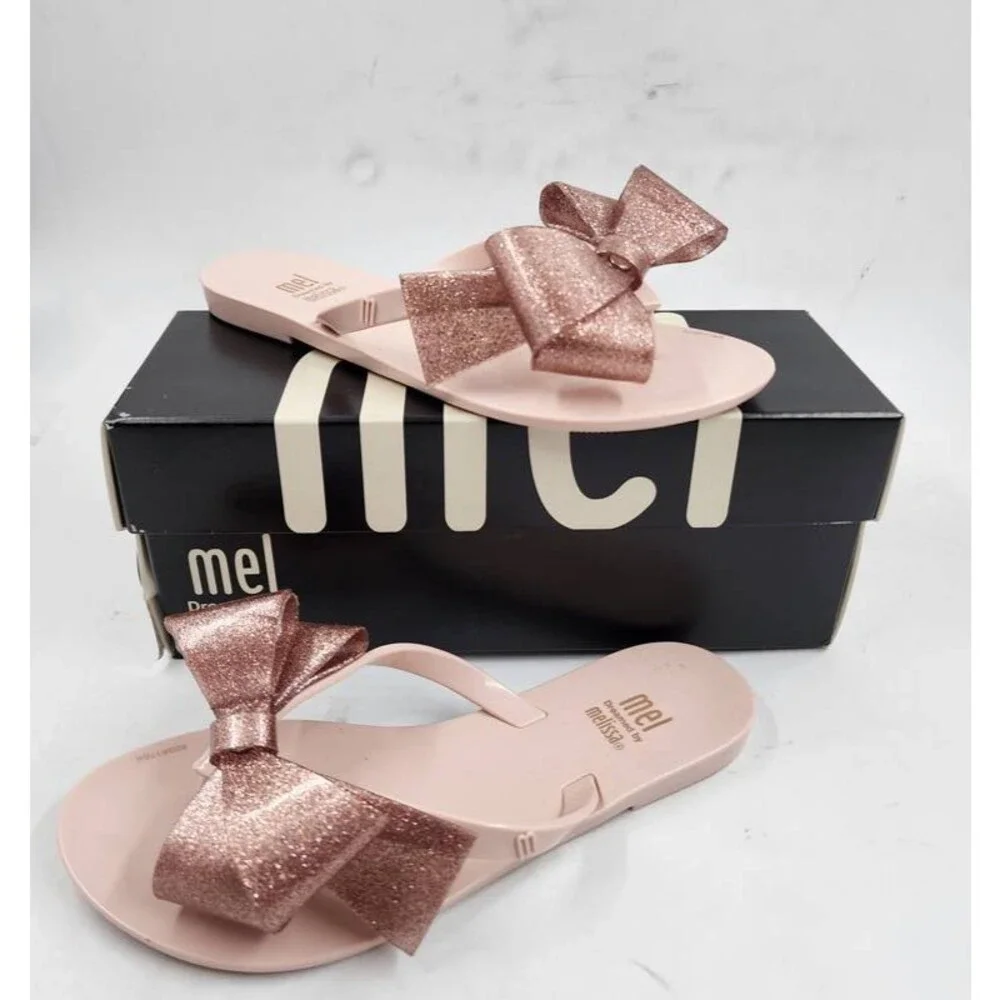Mel Dreamed By Melissa Harmonic Bow Flip Flop Girl's EU 33/US 2 Light Pink
